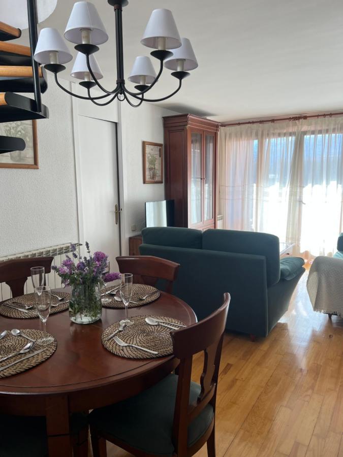 Apartamento Precioso Duplex En Puigcerda Con Plaza De Parking Exterior foto